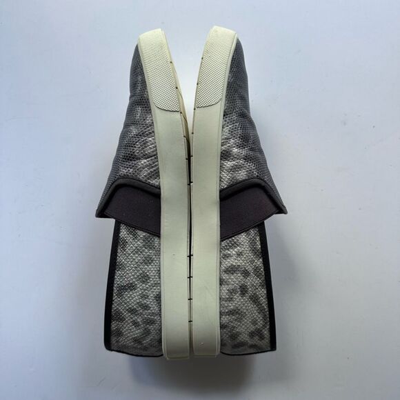 Vince Preston B Slip on Sneaker in Brown / Silver Lizard Embossed Leather Size 7 - Picture 8 of 15